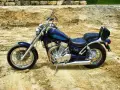 Suzuki Intruder 1400: klasyczny cruiser, idealny na długie trasy. Wady i zalety tego modelu to m.in. komfort, moc i styl.