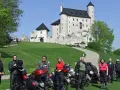 Jura motocyklem: Gotowe trasy, zamki i off-road. Jedź ze mną!