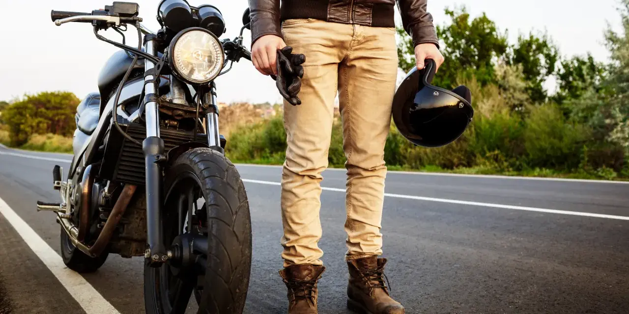 Łódzkie dla motocyklistów: Gdzie szukać najlepszych winkli?