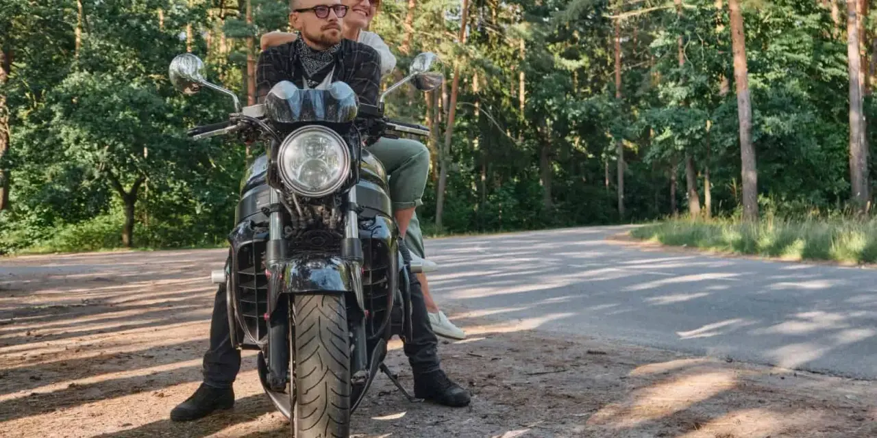 Polska na motocyklu: Najfajniejsze trasy, porady i planowanie