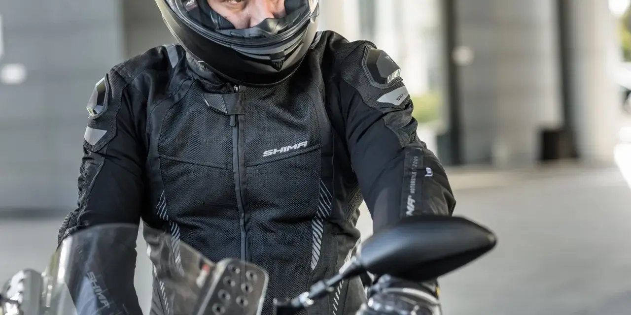 Upał na moto? Wybierz idealną letnią kurtkę motocyklową!