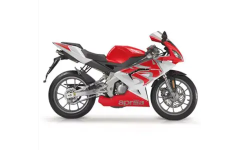Sportowy motocykl Aprilia RS 50 w czerwono-białej kolorystyce. Poznaj jego aprilia rs 50 dane techniczne.
