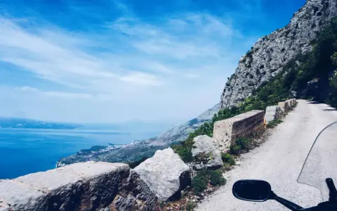 Chorwacja motocyklem: Jadranka, trasy, porady. Gotowy na start?