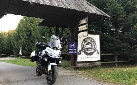 Trasy motocyklowe Bieszczady: Twój przewodnik po raju na 2 kółkach