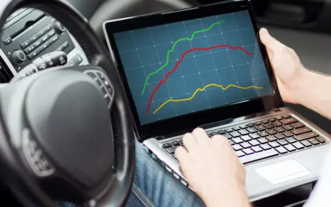 Chip tuning: Zwiększ moc bezpiecznie? Zalety, ryzyka, wybór