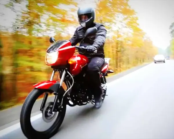 Jazda motorowerem bez prawa jazdy? Kogo dotyczy wyjątek?