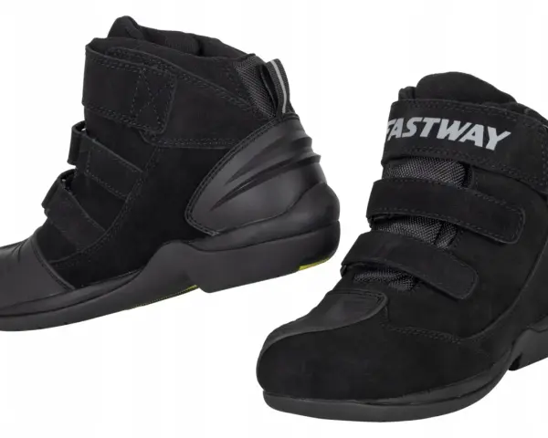 Czarne buty motocyklowe turystyczne Fastway z rzepami i wzmocnieniami.