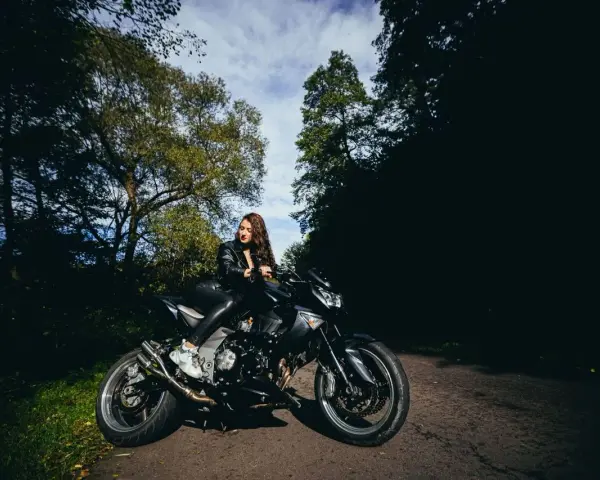 Małopolska motocyklem: Najlepsze trasy, porady i ukryte perełki