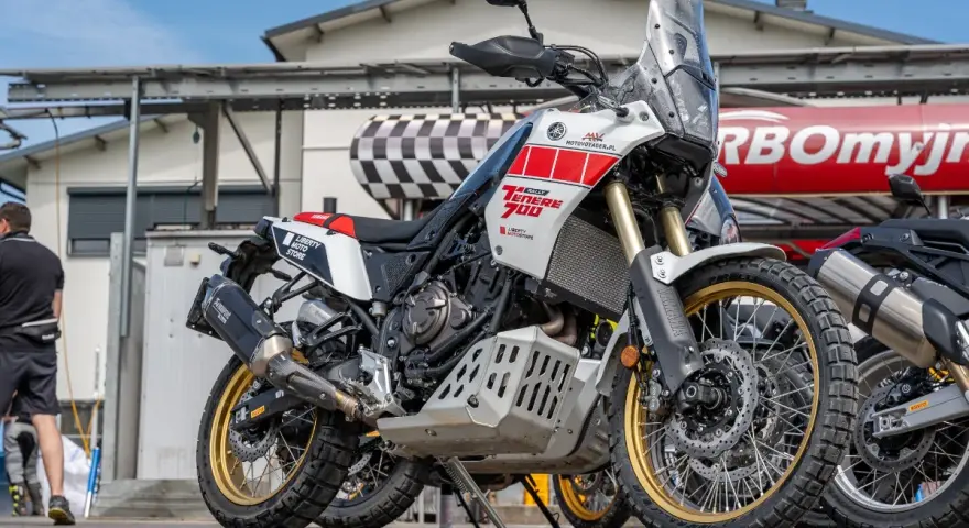 Yamaha Ténéré 700 Rally. Poznaj jego dane techniczne i przygotuj się na przygodę.