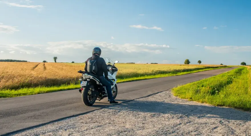 Mazowsze motocyklem? Odkryj najlepsze trasy i ukryte perełki!