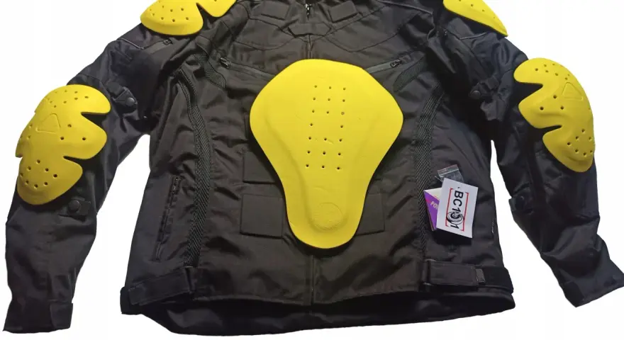 Wybierz świadomie! Ochraniacze motocyklowe Level 1 czy 2?