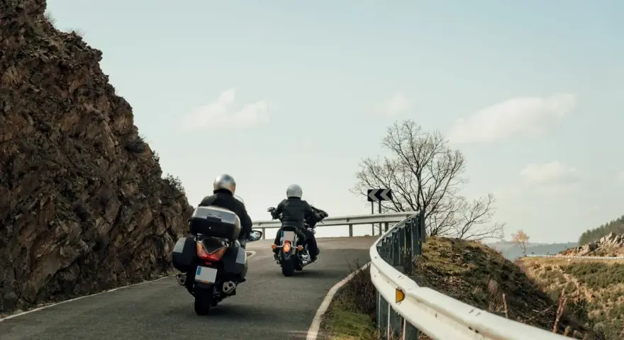 Trasy motocyklowe Wielkopolska: 4 gotowe plany na Twój trip!
