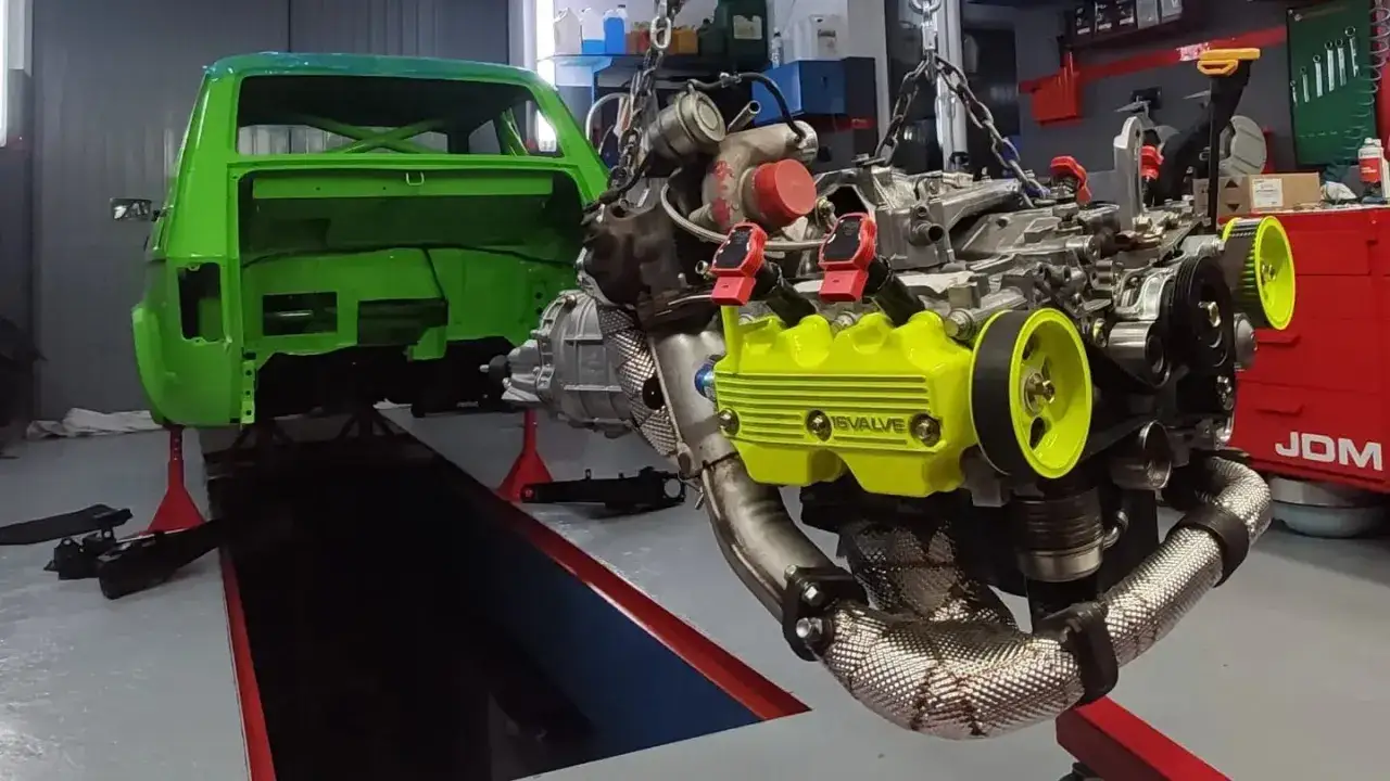 Tuningowany Fiat 126p na zlocie